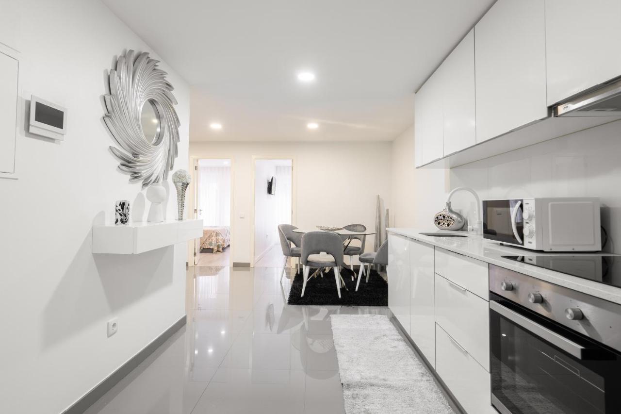 Host Wise - Spacious Noble Apartaments Ace Location بورتو المظهر الخارجي الصورة
